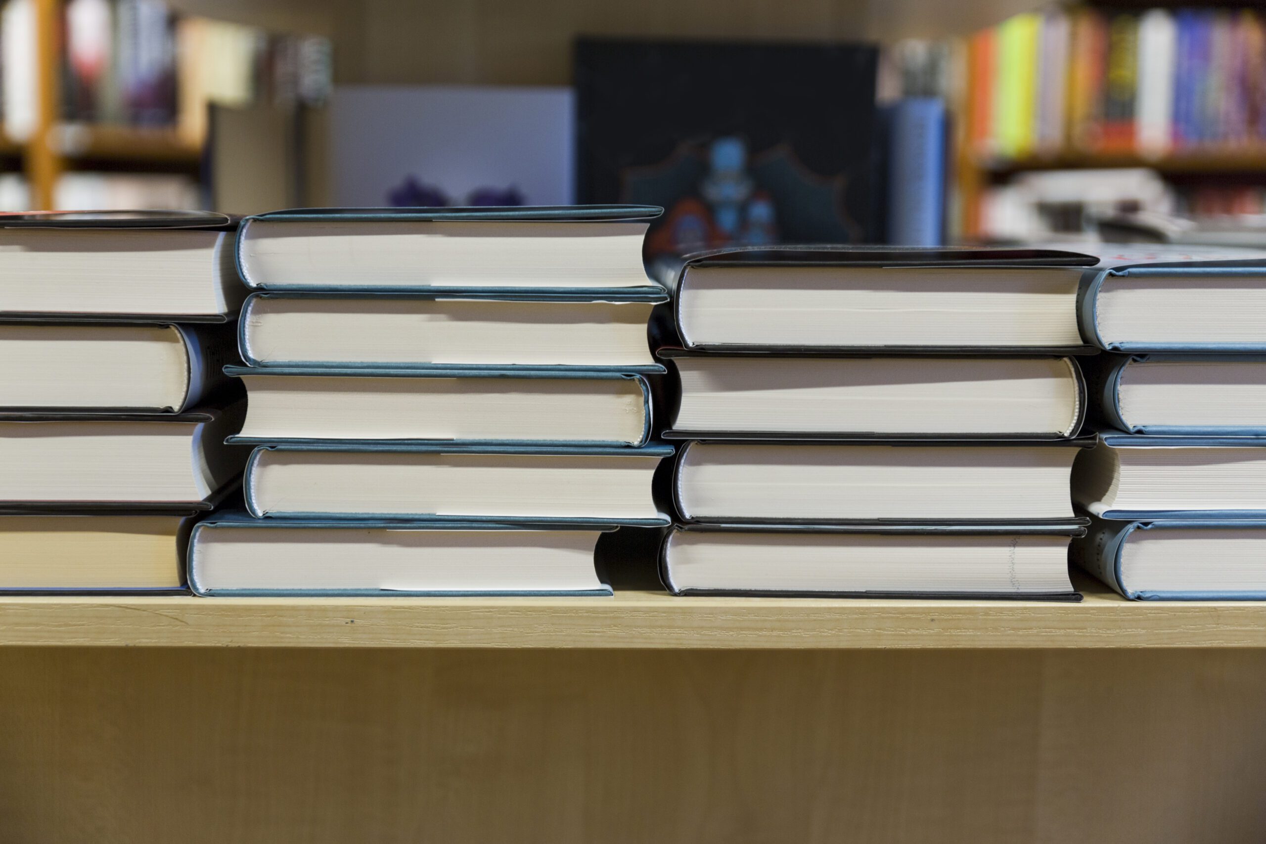 Top 10 Livros de Ficção Mais Vendidos em Maio de 2025